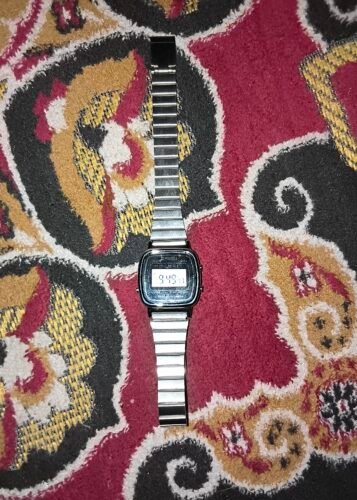 Skmei - 1901 - Women Minimal Square Watch - Silver-Steel photo review