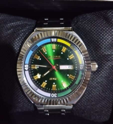 SKMEI - 9353 - Classic Stainless Steel Quartz Men Watch - Green photo review