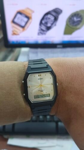 Skmei - 1604 - Digital Minimalist Waterproof Wrist Watch - black/silver photo review