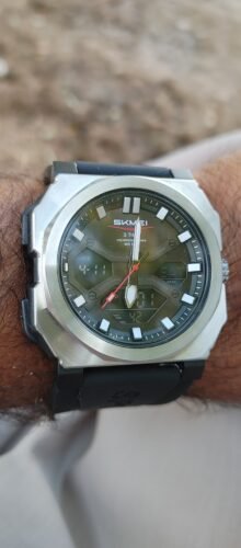 Skmei – 2418 – Bold Sports Edition Watch – Silver photo review